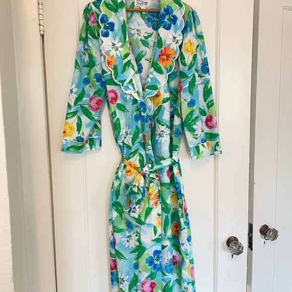 Saybury Other - Vintage Floral Robe with Belt